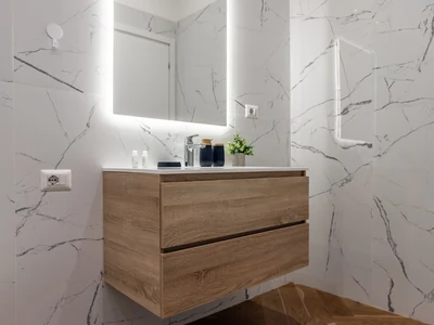 BeCo Centrale New Double Suite